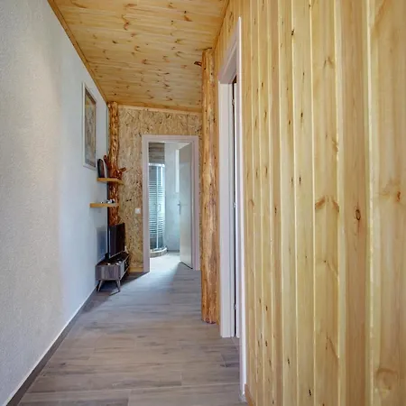 Terezina Wood House Kanakádes