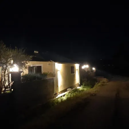 Ferienhaus Terezina Wood House *